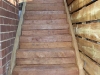 stairs with stringers